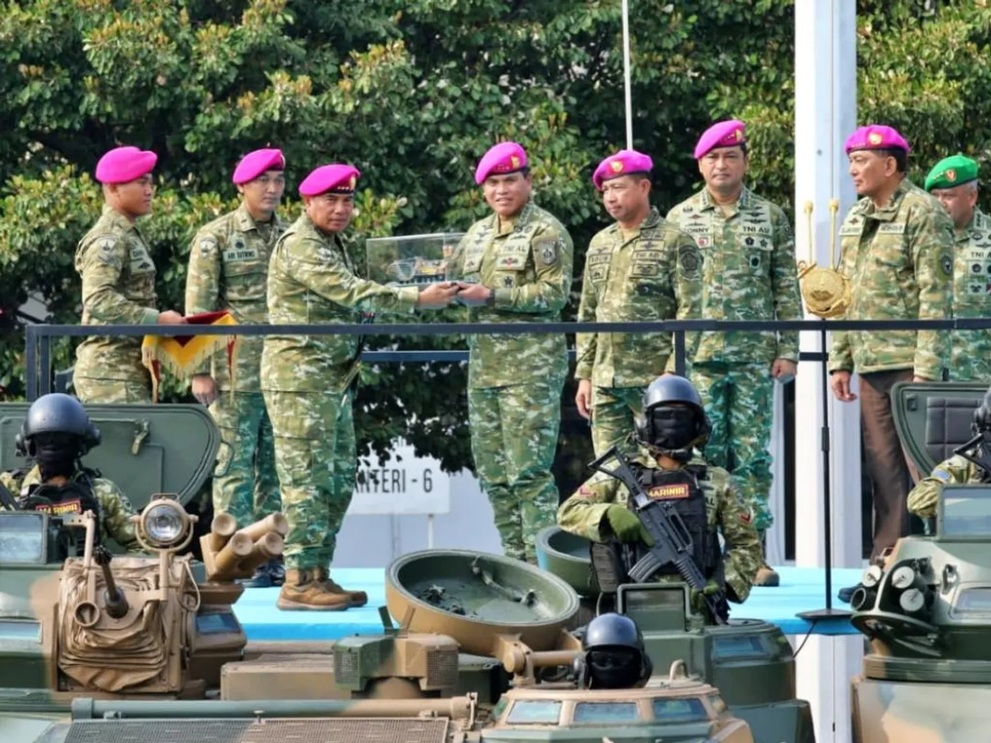 TNI AL terima 12 AAV-M35 dari AS, akan terima total 105 ranpur amfibi bertahap hingga 2028