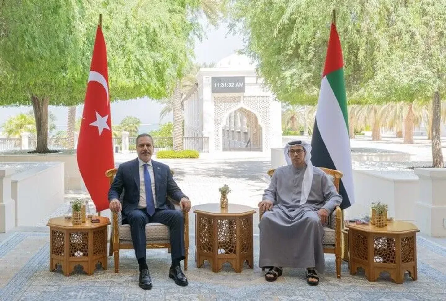 Fidan diskuton në Abu Dhabi marrëdhëniet Türkiye-EBA dhe zhvillimet rajonale