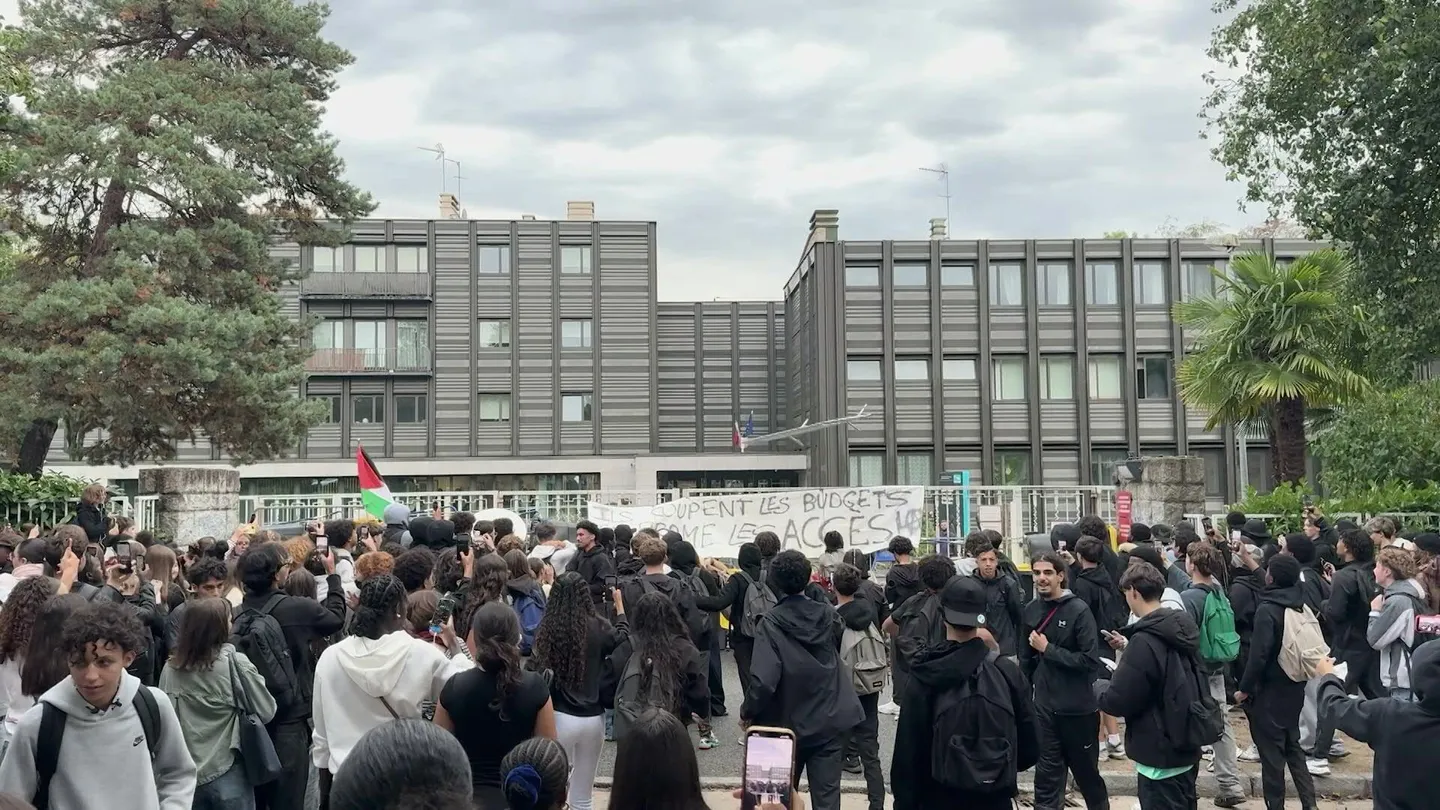 France: l’IGPN saisie après qu’un policier a blessé un lycéen au visage