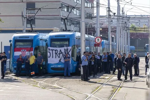 Greva godet Zagrebin, dy ditë pa transport dhe pa grumbullim të mbeturinave