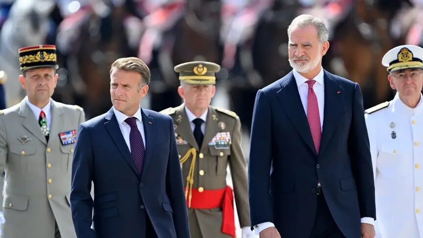 Španski kralj poručio Macronu da EU mora podijeliti odgovornost za Ceutu