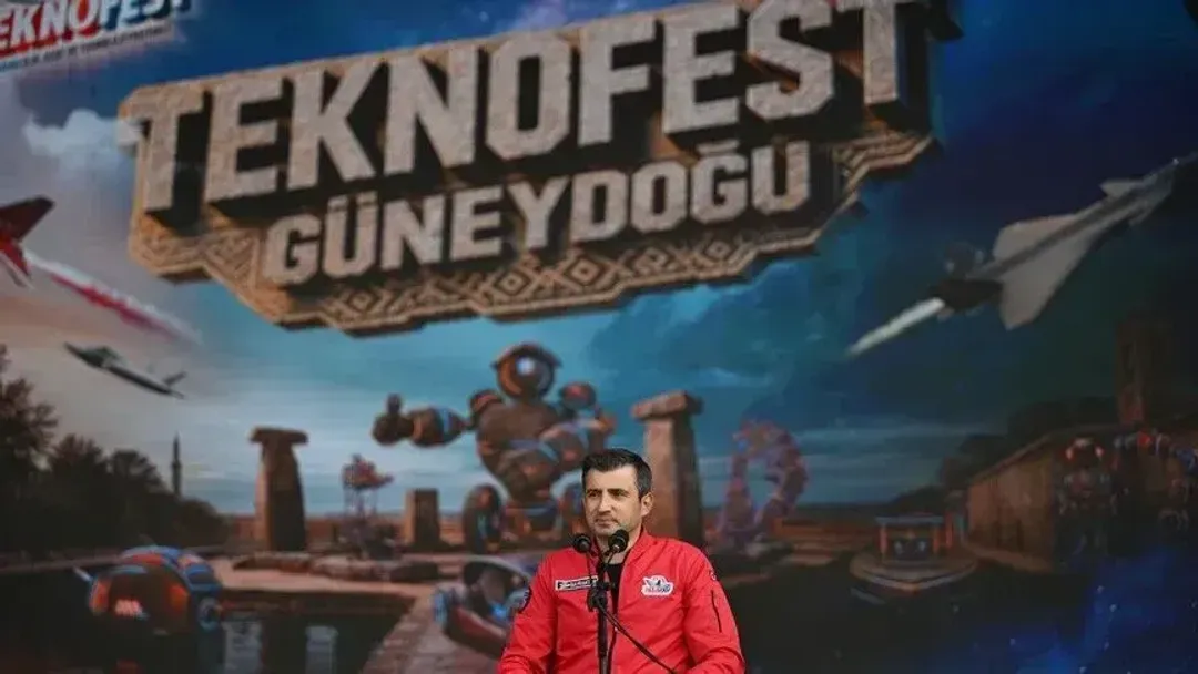 Selcuk Bayraktar e cilëson TEKNOFEST in si  revolucion të vetëbesimit  në fjalimin e hapjes