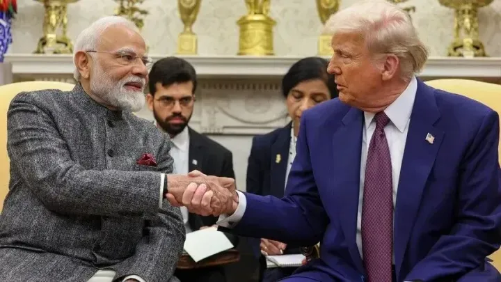 Modi dhe Trump diskutojnë marrëdhëniet tregtare, të mbrojtjes dhe ato energjetike Indi-ShBA
