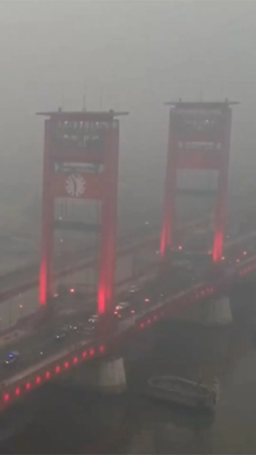 Kabut asap karhutla kembali selimuti Palembang, kualitas udara memburuk
