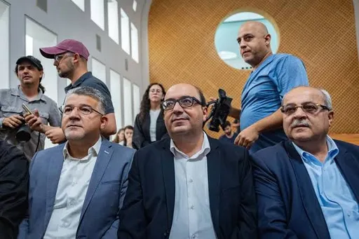 העליון לאבו שחאדה: "יש רוב לפסילתך"; השופטים הציעו לו לפרוש