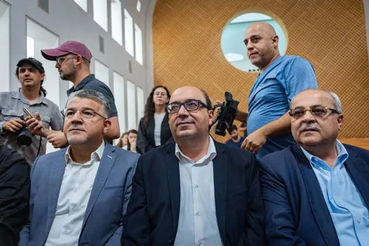 העליון לאבו שחאדה: "יש רוב לפסילתך"; השופטים הציעו לו לפרוש