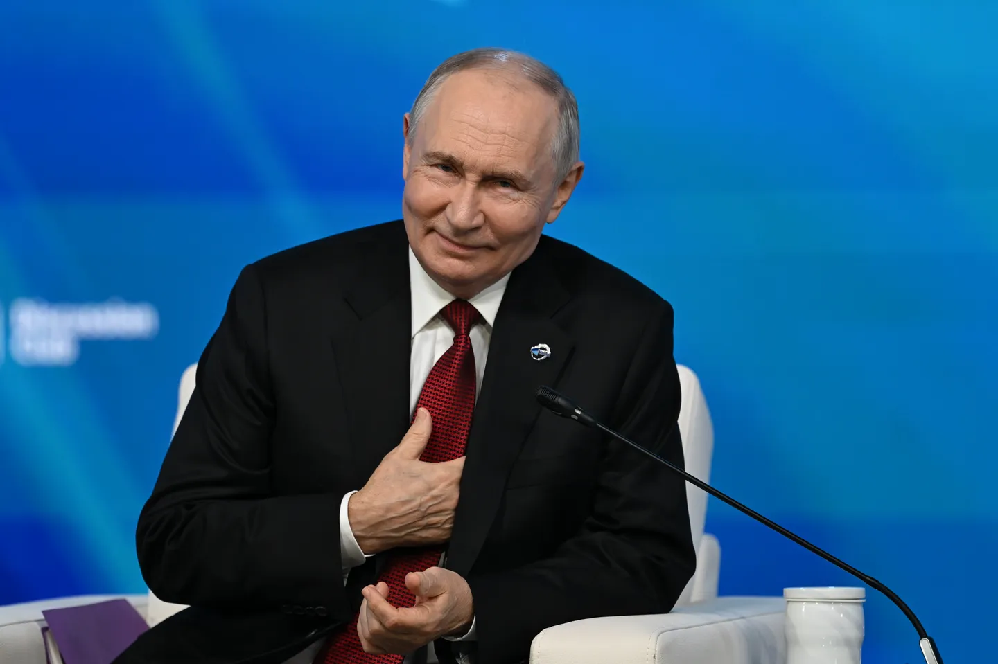 Путин предрек распад Евросоюза