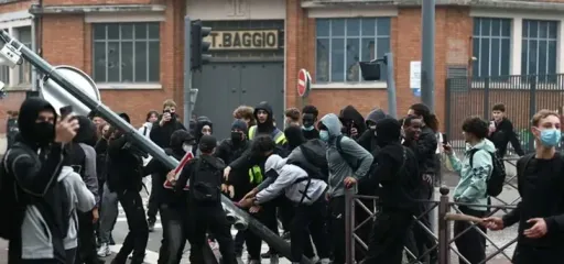 Protesten van middelbare scholieren uit Frankrijk breiden zich uit naar België