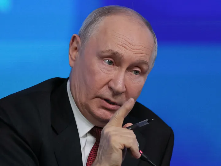 Путин оценил ущерб России от ударов по НПЗ в 1% ВВП