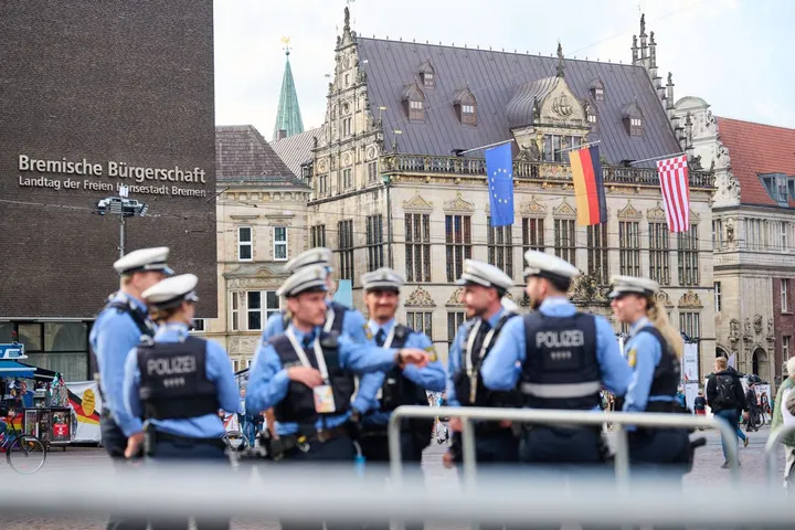 Festakt mit Steinmeier und Merz zum Tag der Deutschen Einheit in Bremen