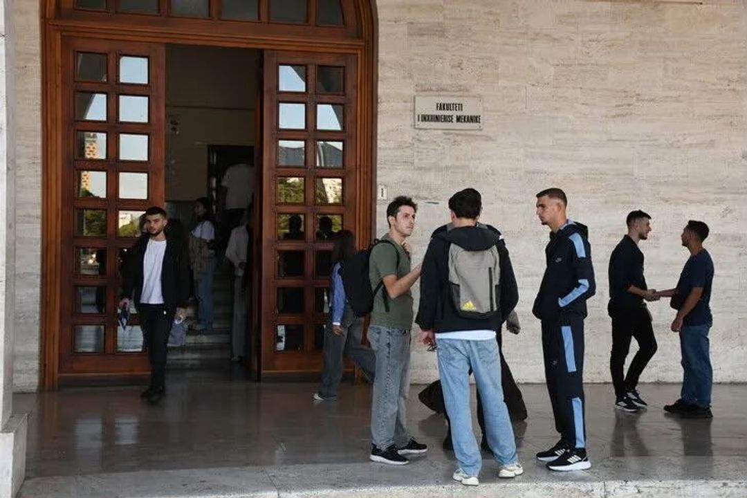 Shqipëri  fillon viti i ri akademik