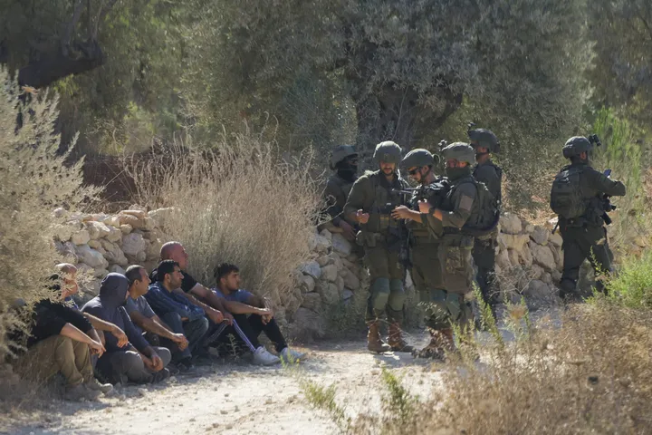 Israeli attacks sweep occupied West Bank, wounding eight Palestinians