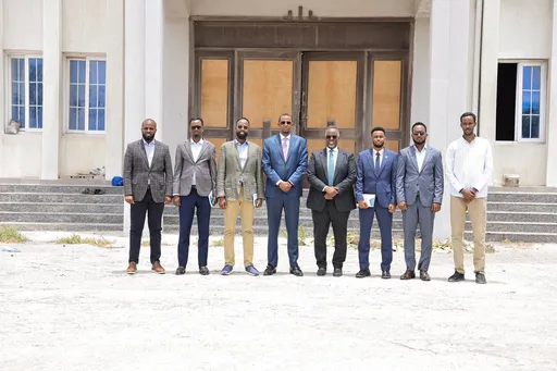 Agaasimaha NIRA oo Booqday Xarunta Mideysan ee Bixinta Adeegyada Dadweynaha Qaranka