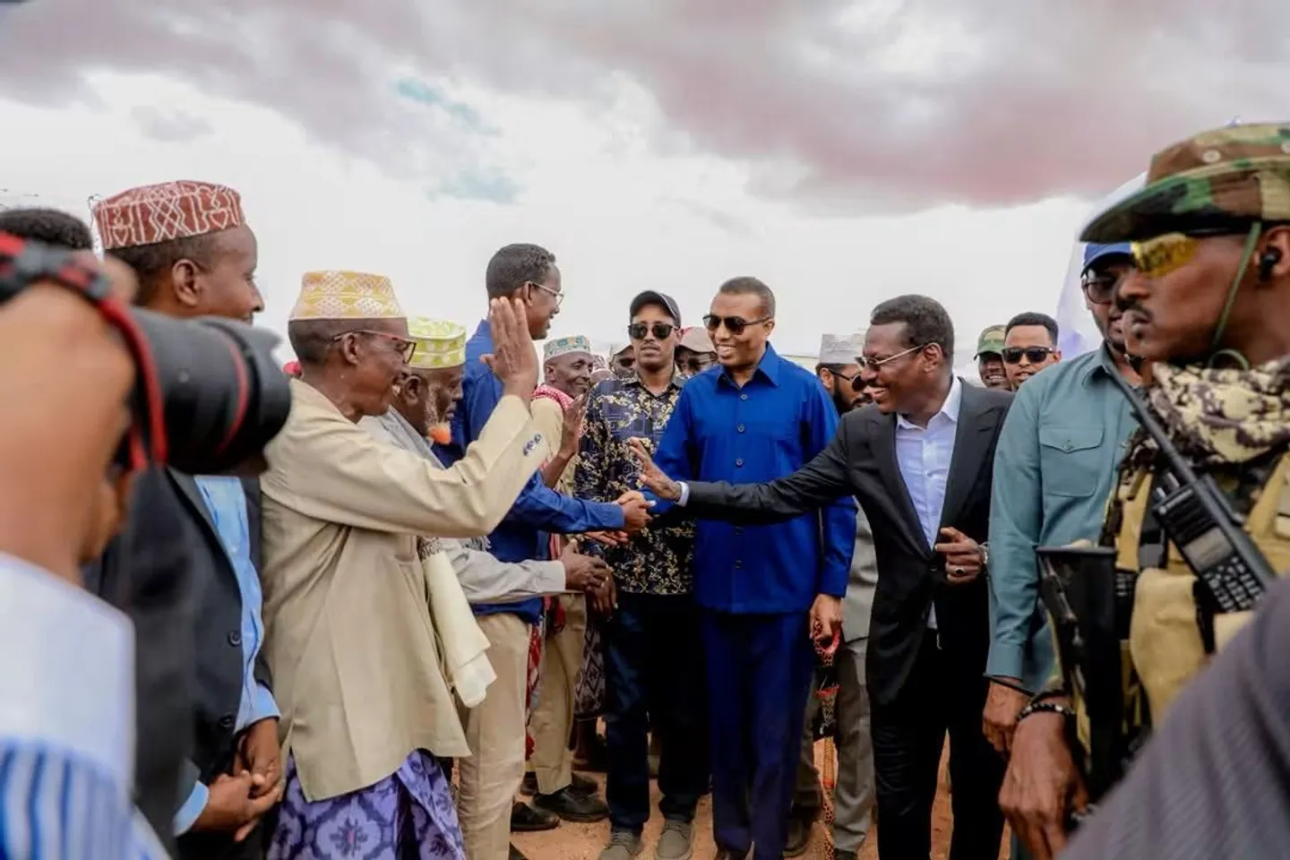 Ra’iisul Wasaare Xamza oo Balanballe Kaga Qeyg-galay Munaasabadda Dib-u-heshiisiinta