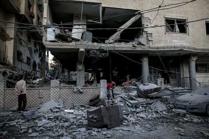 Israeli forces kill three Palestinians as Gaza ceasefire agreement violations continue