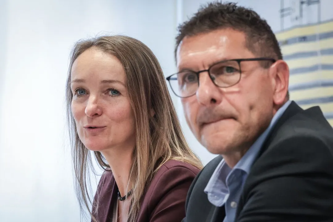 BSW will mit AfD Ukraine-Antrag verabschieden