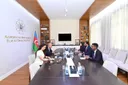 Soomaaliya iyo Azerbaijan oo ka Wada Hadlay Ballaarinta Iskaashiga iyo Deeqaha Waxbarasho