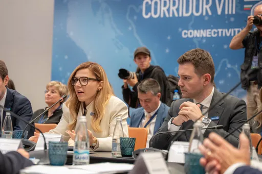 Mucunski në Sofje: Korridori 8 më shumë se një rrugë transporti, ai lidh interesat tona të sigurisë