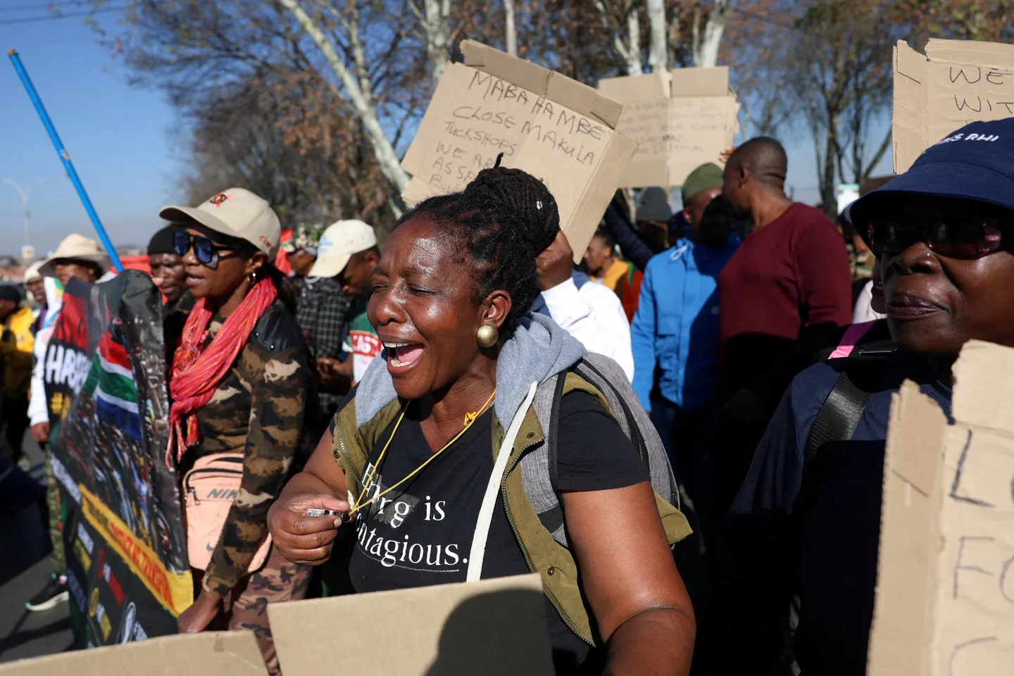 Fresh South African anti-migrant protests turn violent, with cars torched