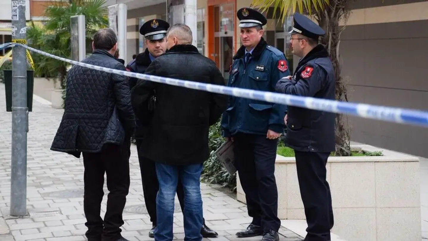 Shqipëri, kërcënime për mjete shpërthyese në institucione