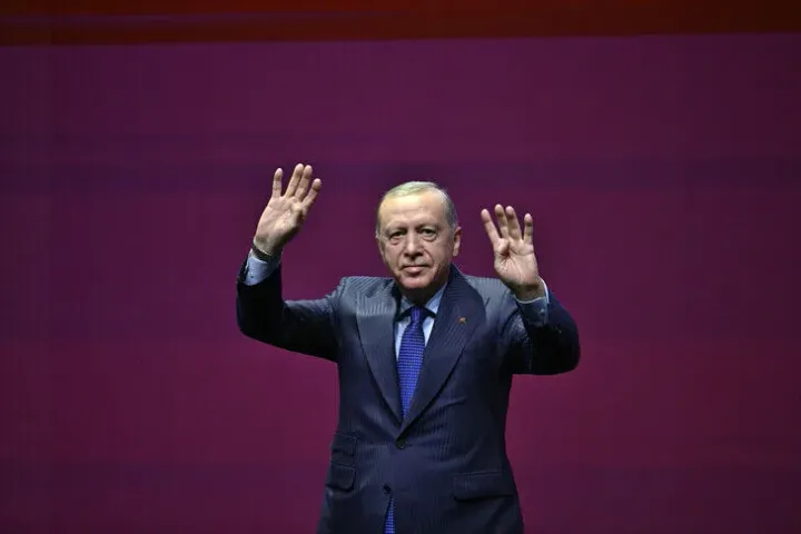 Erdoğan thekson historinë e përbashkët dhe lidhjet kulturore mes vendeve turkike