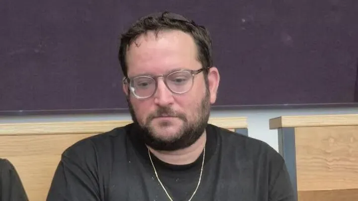 מחדל אבטחה בלשכת ראש הממשלה: דליפת ענק ממכשיר היועץ של נתניהו