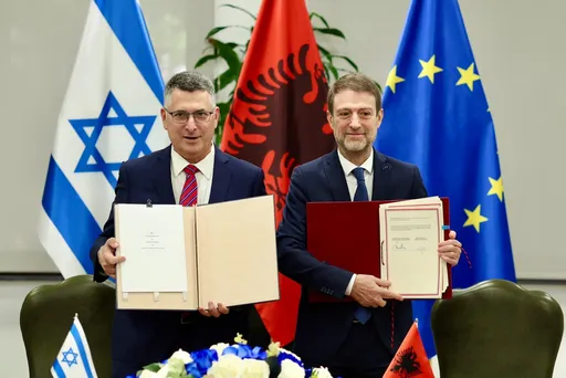 Tiranë: Hoxha dhe Sa’ar firmosin Marrëveshjen për Bashkëpunim të Përgjithshëm Shqipëri-Izrael
