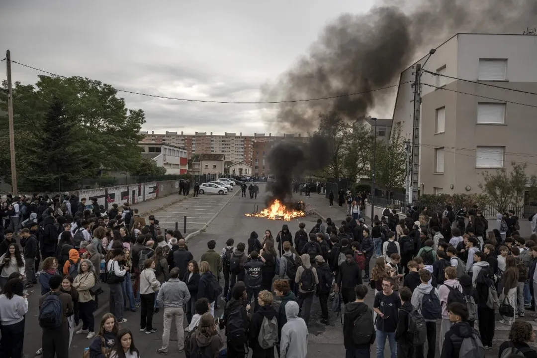 Suite de la mobilisation lycéenne avec des appels à la grève pour mardi