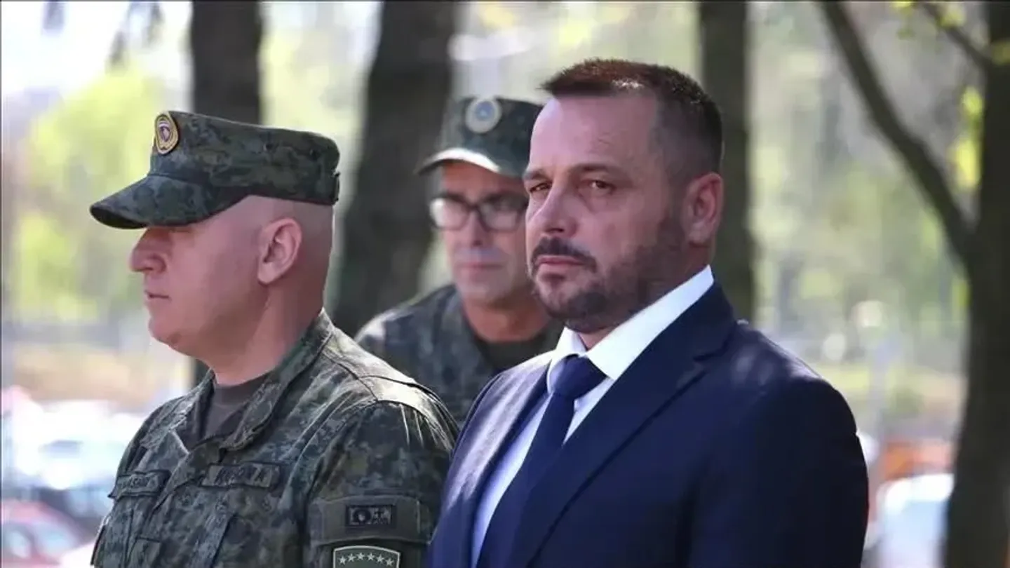 Ministri Maqedonci: Serbia ka 48 baza ushtarake dhe të xhandarmërisë pranë kufirit me Kosovën