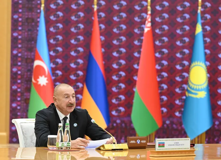 Президент Алиев призвал защитить культурное наследие тюркского мира