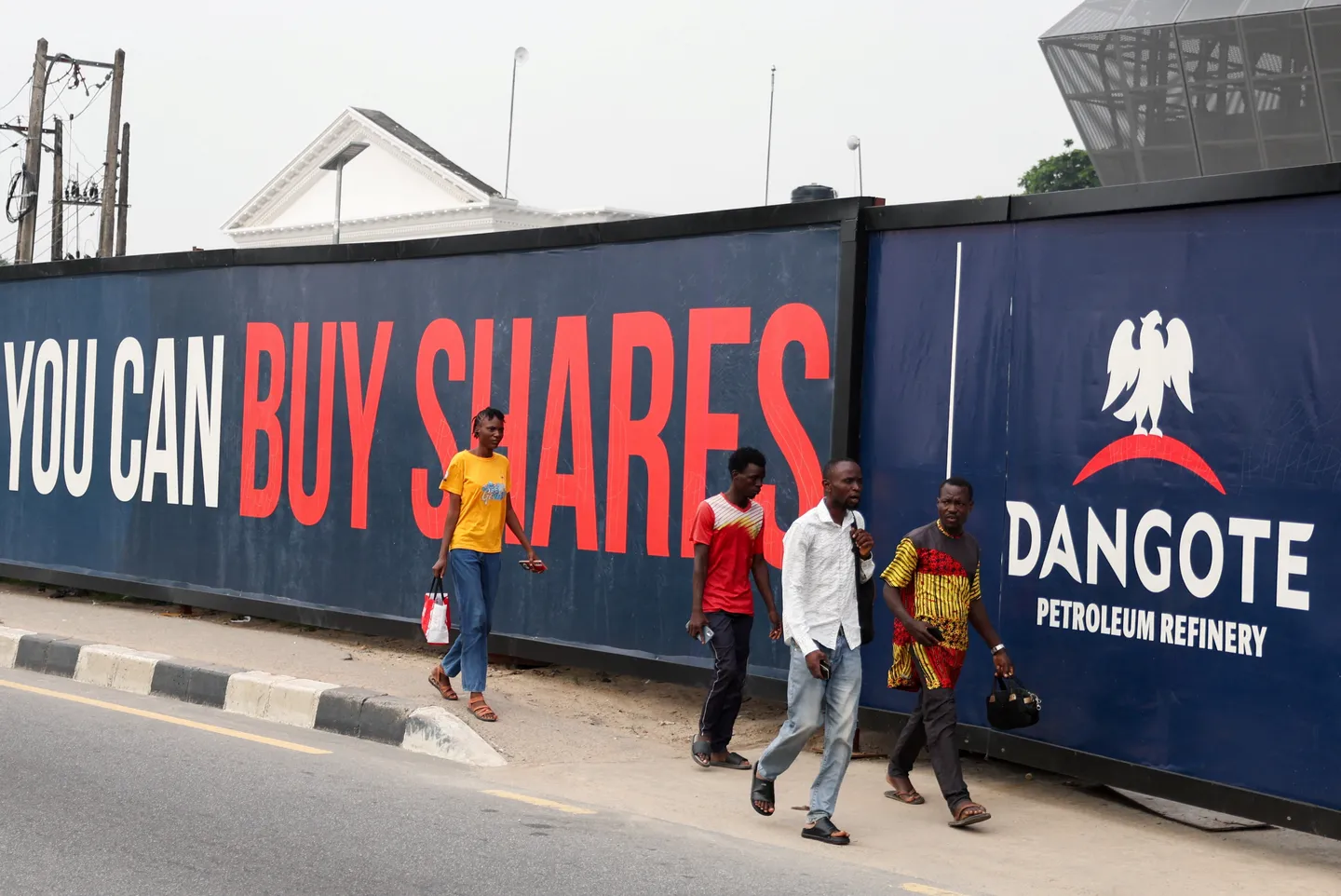 Dangote refinery: Africa's largest IPO to be extended by 10 days