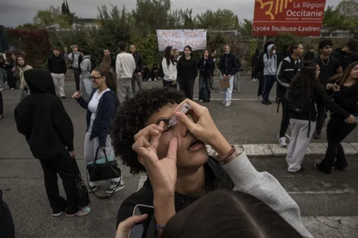 Mobilisation lycéenne en France: acte V, blocages et manifs