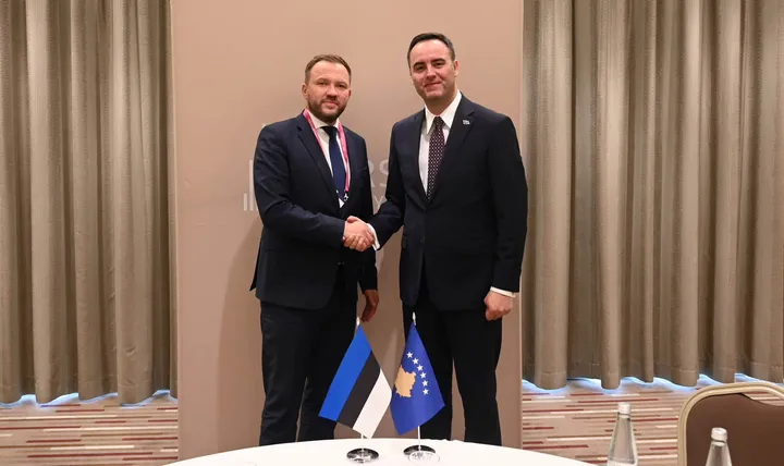 Konjufca në Varshavë, në fokus integrimi evropian dhe siguria e Kosovës