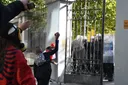 Protesta e studentëve shqiptarë para Ministrisë së Arsimit përshkallëzohet me përplasje me policinë