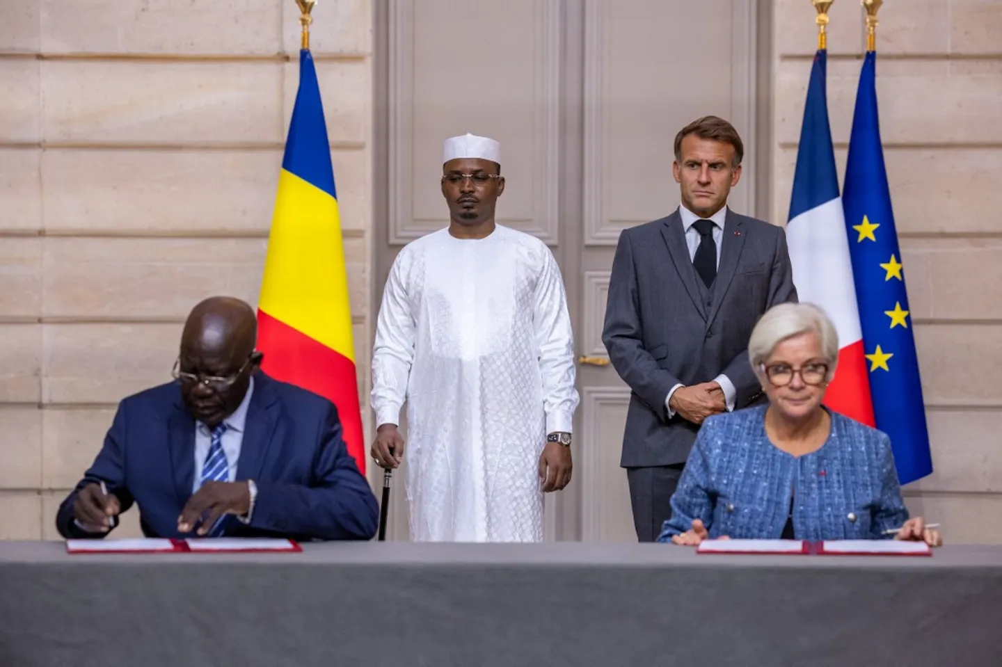 La France et le Tchad nouent de nouvelles relations militaires