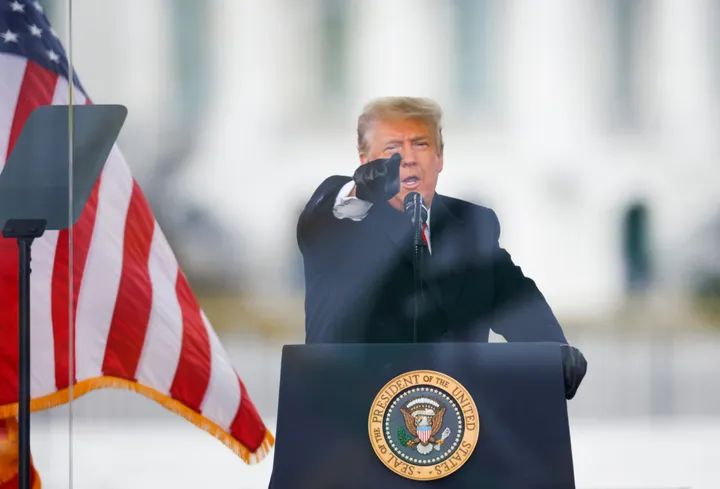 BBC потребовала через суд обязать Трампа дать показания по иску на $10 миллиардов