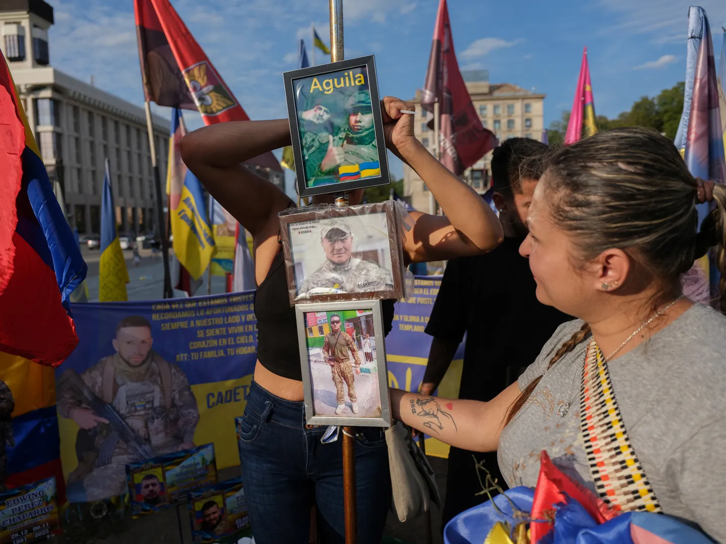 Combatientes latinoamericanos de exportación: entre trata de personas, mercenarismo y opción laboral