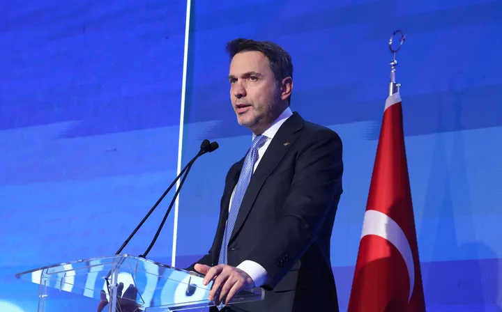 Ministri turk i Energjisë kërkon diversifikimin e burimeve energjetike dhe të rrugëve të furnizimit