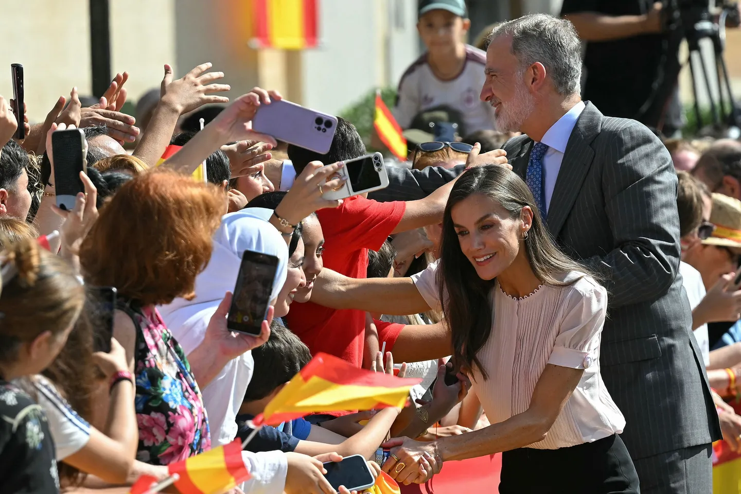 Así fue la visita de los reyes de España a Ceuta y Melilla tras la crisis migratoria