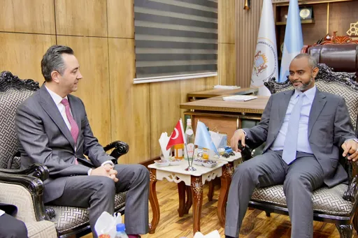 Guddoomiyaha Golaha Shacabka oo Qaabilay Safiirka Cusub ee Turkiga u Fadhiya Soomaaliya