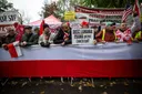 Protest przed Trybunałem Konstytucyjnym. Premier zapowiada przywrócenie praworządności
