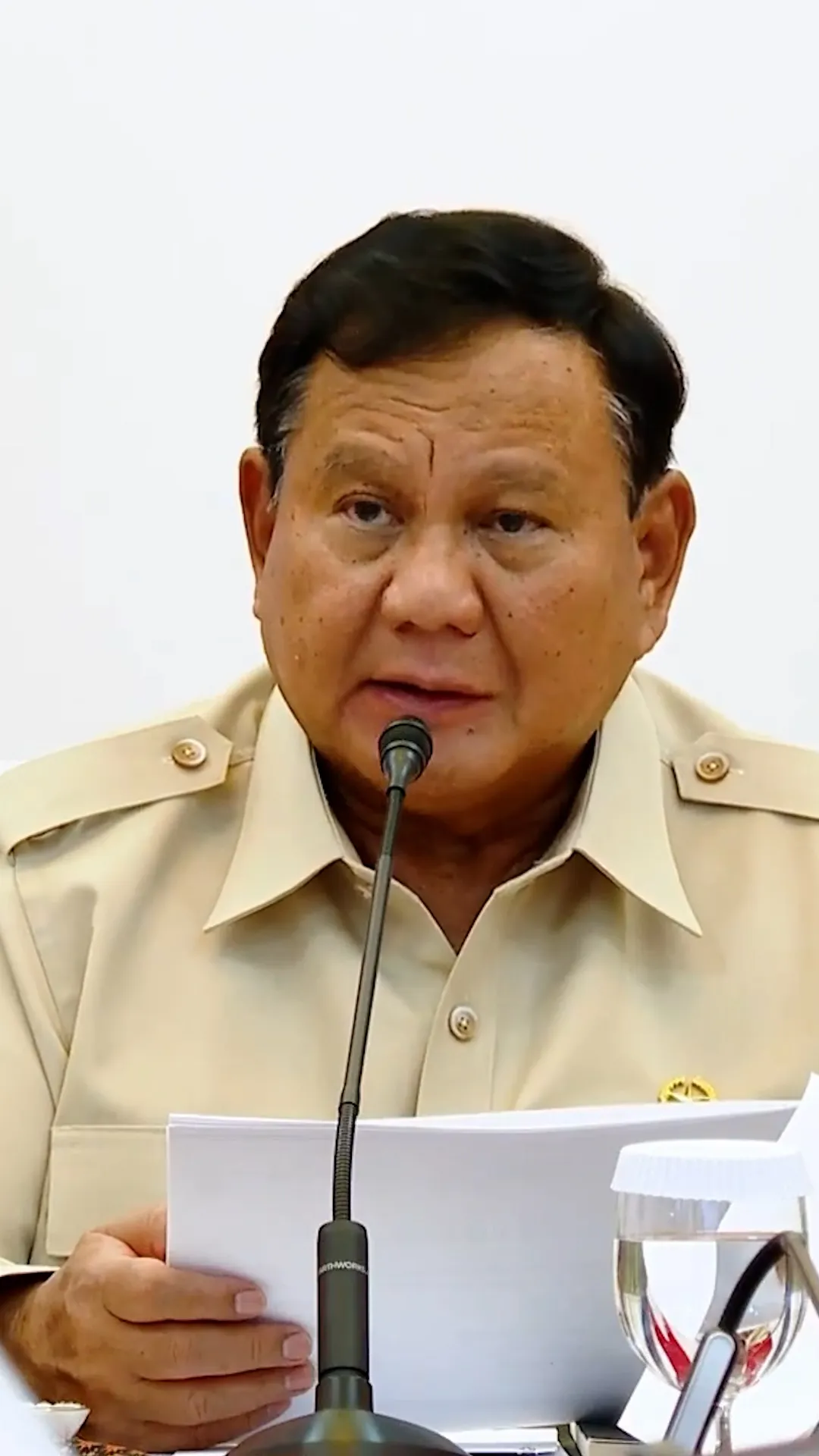 BNPB melaporkan 639 hektare hutan di 6 provinsi masih terbakar kepada Presiden