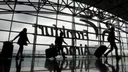Aeroporti i Frankfurtit po përballet me mungesë të kerozinës për avionë