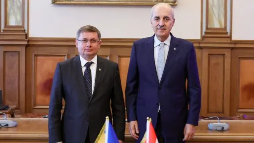 Kryeparlamentari turk takohet me homologun moldav në Romë