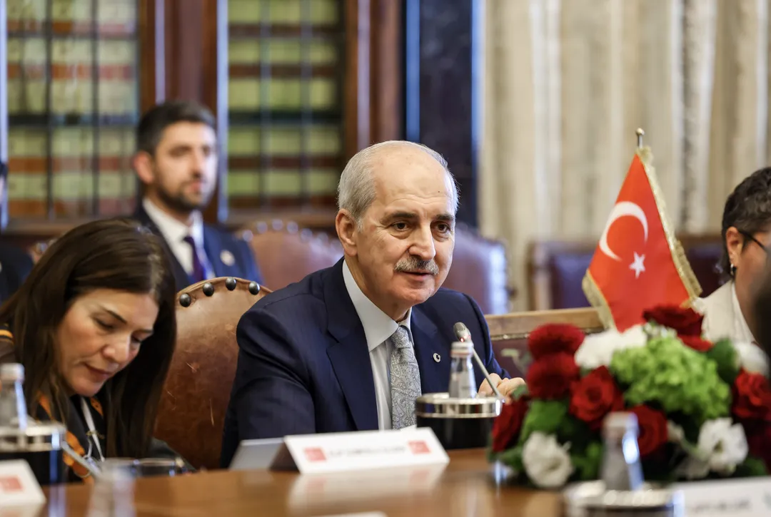 قورتولموش يدعو إيطاليا لدعم مسار انضمام تركيا إلى الاتحاد الأوروبي وتكثيف الضغوط على إسرائيل