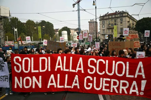 Italia përfshihet nga protestat studentore, kundërshtohen politikat arsimore të qeverisë