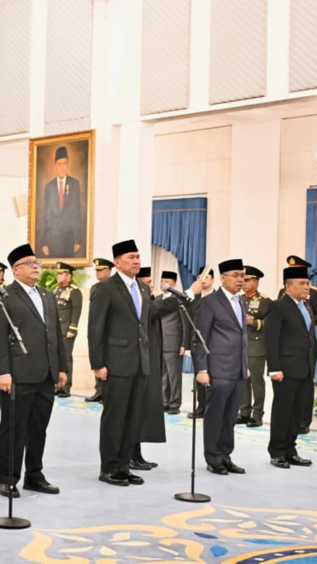 Presiden Prabowo lantik empat wakil menteri serta Kepala BNPB dan Pimpinan BPGMN