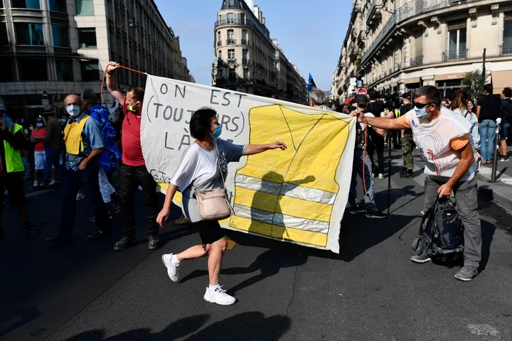 Convergence des luttes en France: jeunes, jaunes et syndicats dans la rue