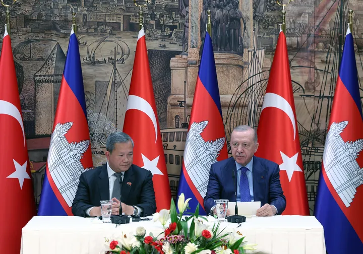 Erdoğan: Türkiye e konsideron Kamboxhian partnere të rëndësishme në Azinë Juglindore