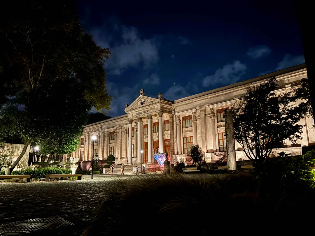 Bajo otra luz: cómo Türkiye transforma sus museos cuando cae la noche